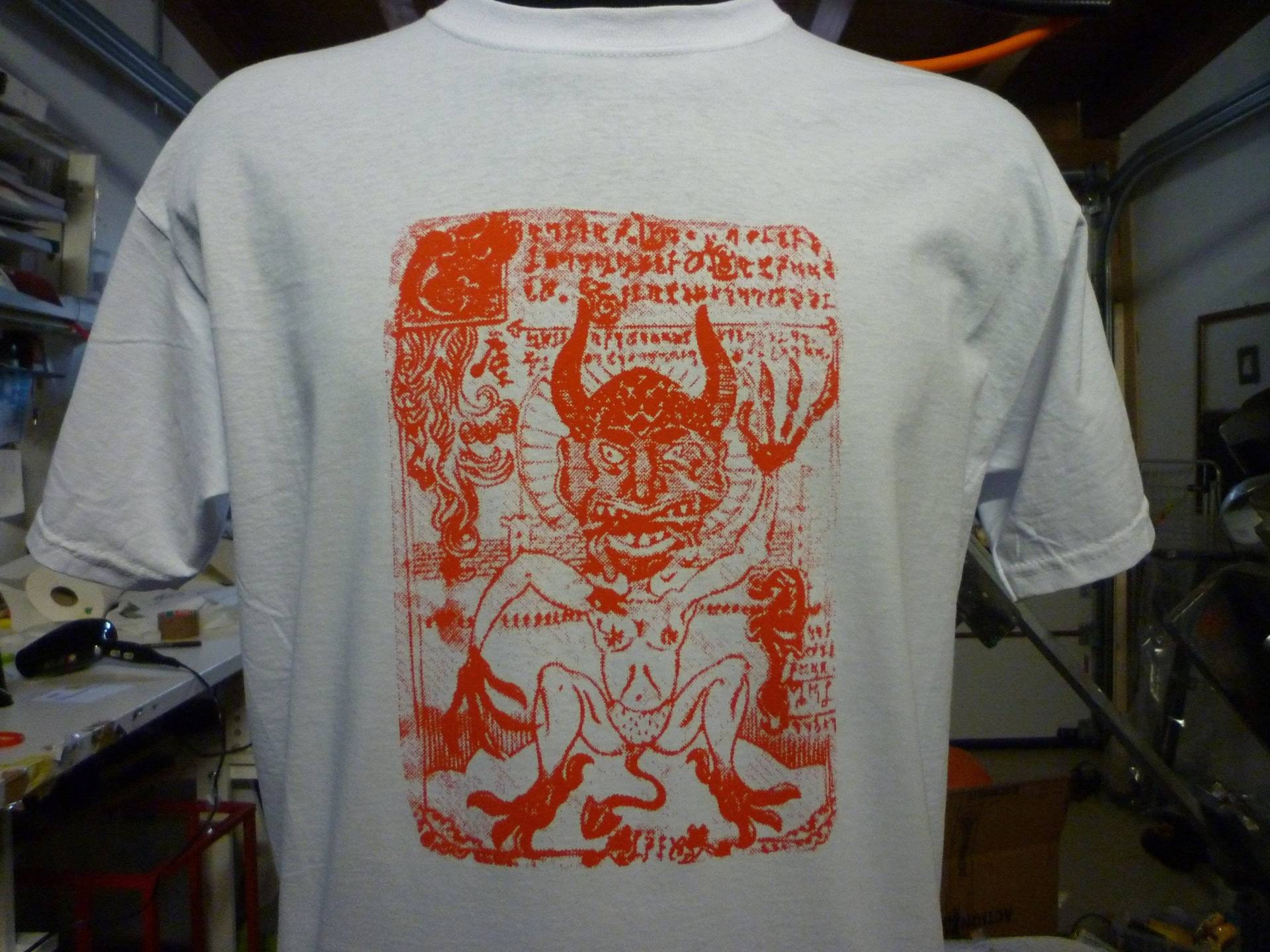 Codex Gitas T-Shirt - Teufels Bibel von Nanabnoam