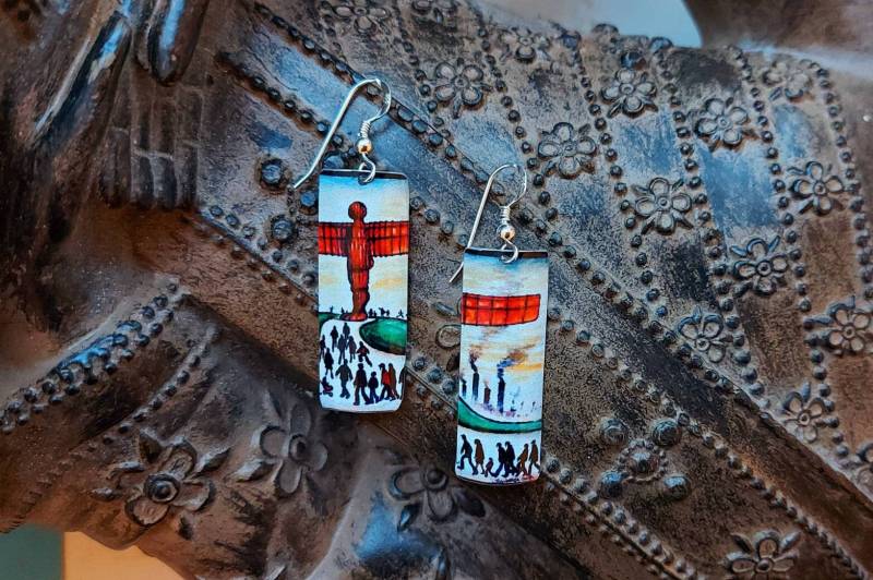 Handgefertigte Ohrringe Aus 925Er Sterlingsilber Mit Engelsflügeln. Hochwertige Wasserdichte Leichte Dose Nicht Lackiertes Papier Oder Holz von NancyJonesJewellery