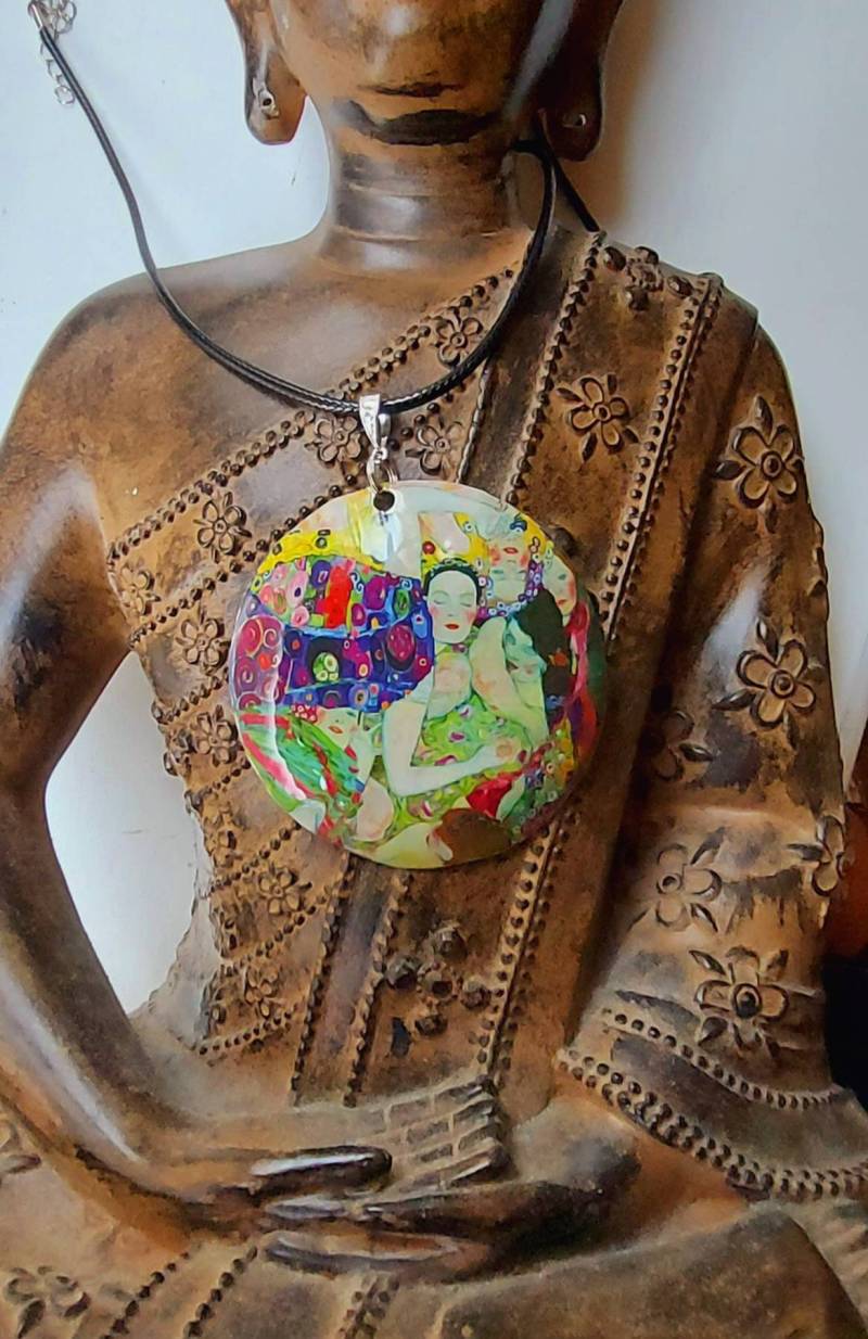 Handgemachter Klimt Jungfrauen Anhänger, 925 Fittings. Hochwertige Wasserdichte Leichte Dose Nicht Lackiertes Papier Oder Holz von NancyJonesJewellery