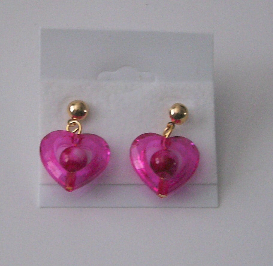 Pinkes Herz Mit Pink Marble Center Ohrringen - 4 Styles Erhältlich Pinkes Herz Mit Pink Marble Center Ohrringen - 4 Styles Erhältlich von NancySimpsonArt
