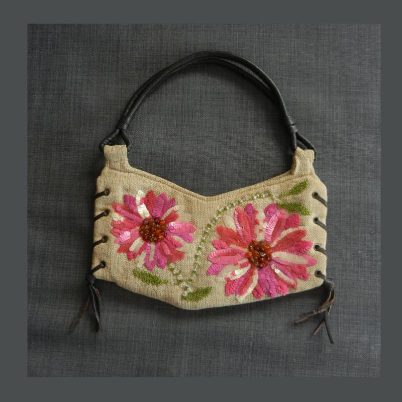 Handgemachte Pink Sunflower Geldbörse 70S Hippie Jute Handtasche von Nandeetas