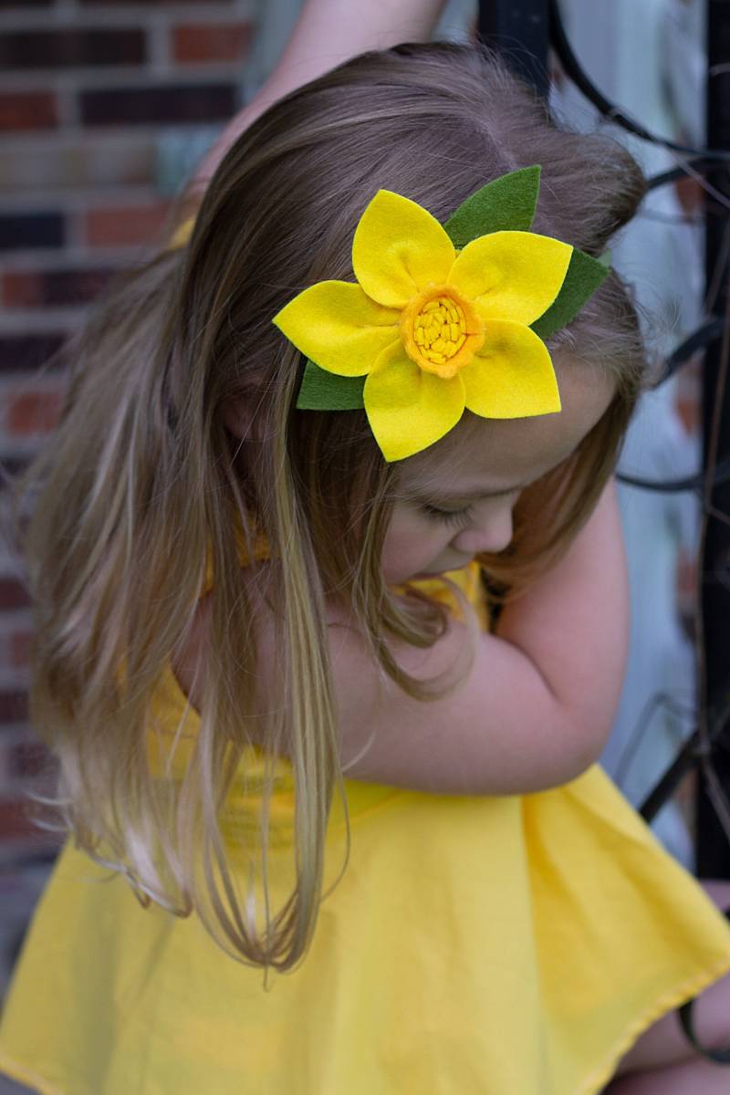 Narzisse Haarspange Oder Nylon Haarreif von Naneville