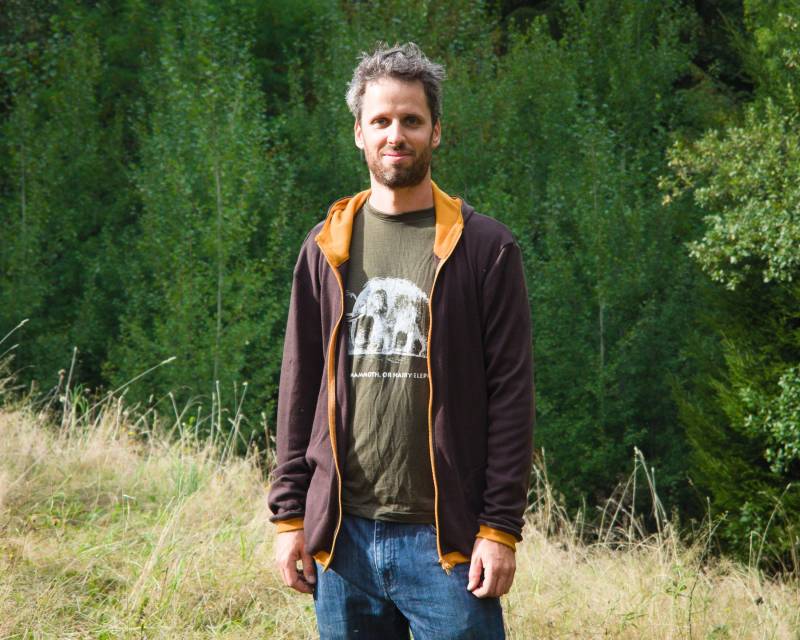 Braun Und Ocker Merino Pulli Mit Reissverschluss Für Herren | Pullover 100% Kapuzenpullover von NankaCreative