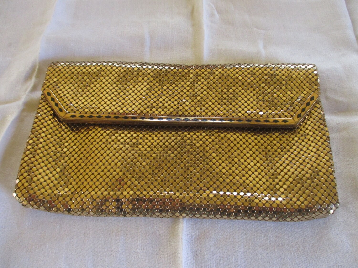"Vintage "Witting & Dates" Gold Mesh "Hochzeit" Clutch Mit Diamant Detail Auf Der Klappe." "Vintage "Witting & Dates" Gold Mesh "Hochzeit" Clutch Mit Diamant Detail Auf Der Klappe." von NannaBellaHome