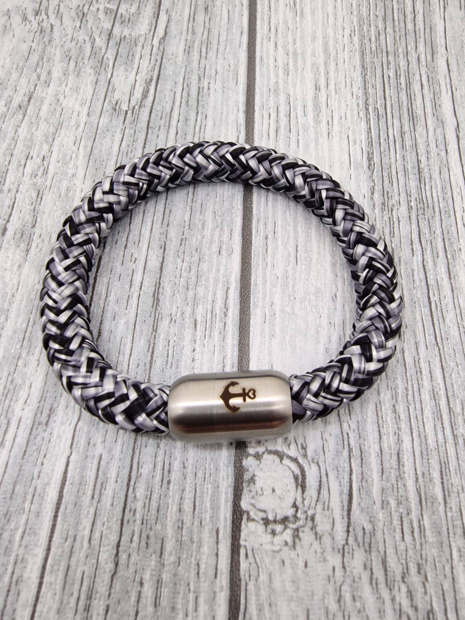 Armband, Segeltau Segelseil Seil, Tau, 8mm, Magnetverschluss, Grau Meliert Armband, Segeltau Segelseil Seil, Tau, 8mm, Magnetverschluss, Grau Meliert von NanniundHanni