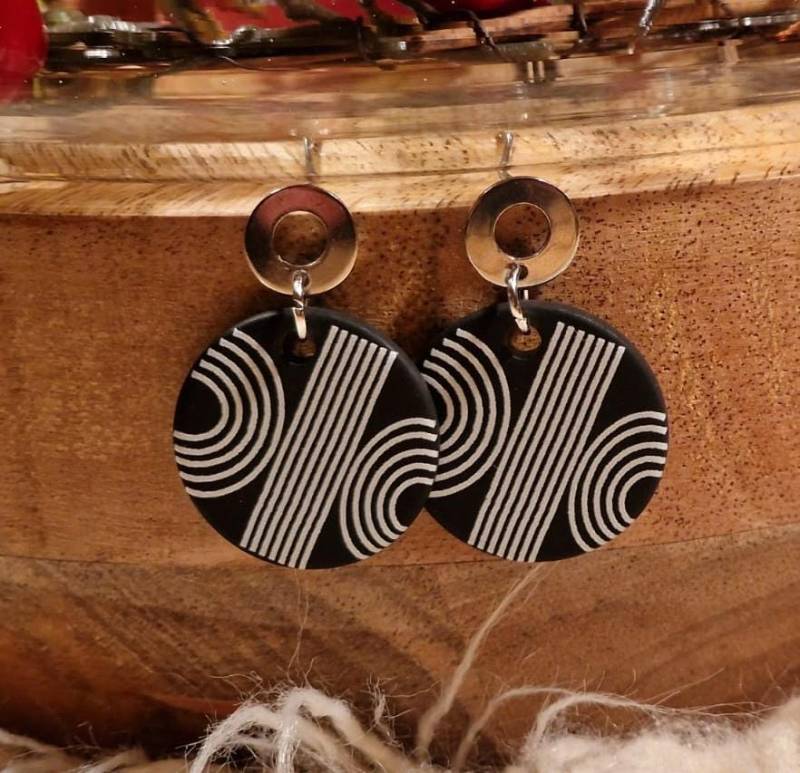 Ohrstecker Polaris Rund Boho Schwarz Weiß von NanniundHanni