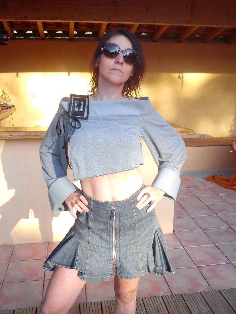 / Brosche Graue Baumwolle Jersey-Bolero Mit / Brosche Graue Baumwolle Jersey-Bolero Mit von NanouFromTheCourt