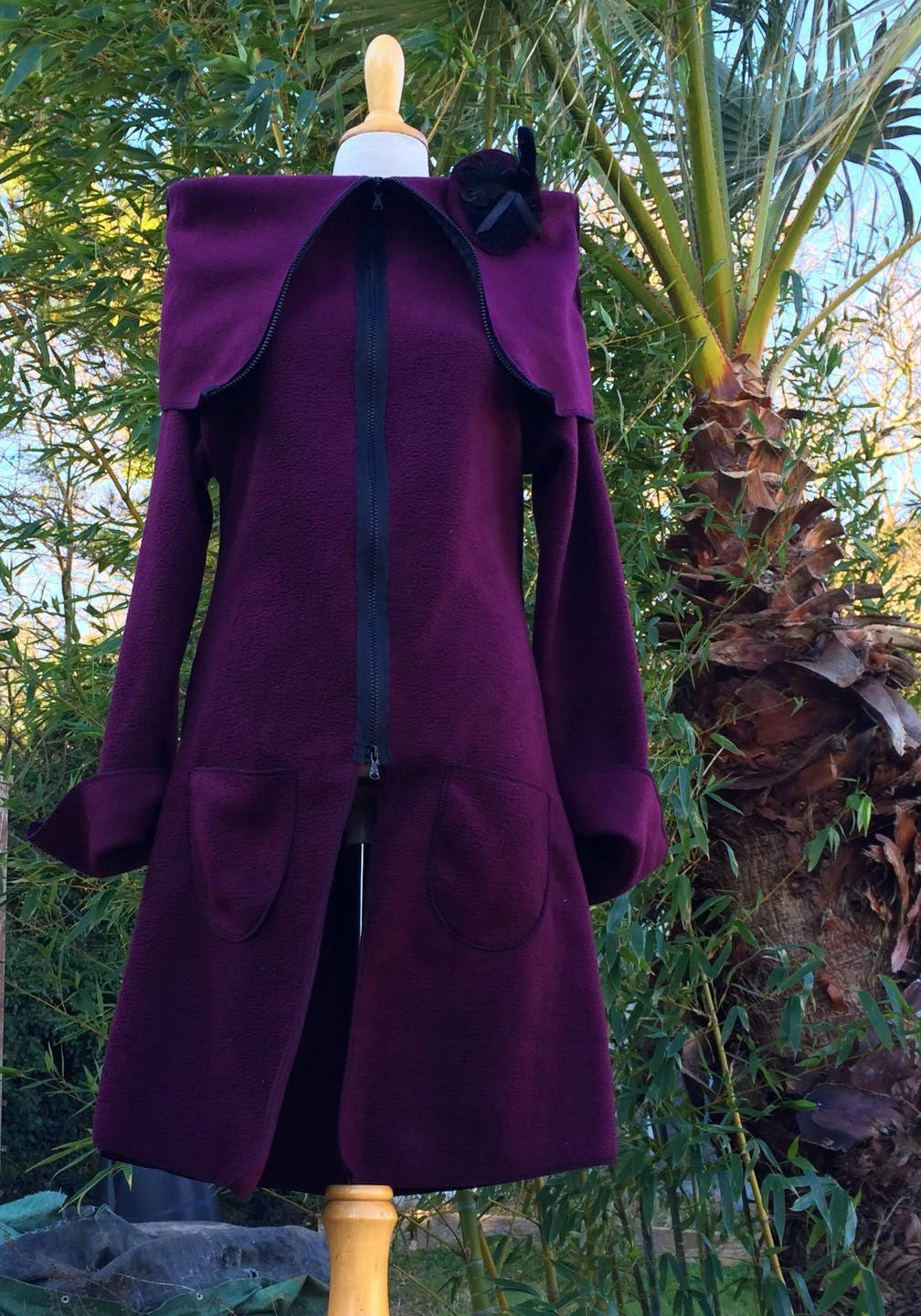 Mantel/Jacke Zip Pocket Polar Aubergine "Sehr Auf Den Kopf" + Pin Mantel/Jacke Zip Pocket Polar Aubergine "Sehr Auf Den Kopf" + Pin von NanouFromTheCourt