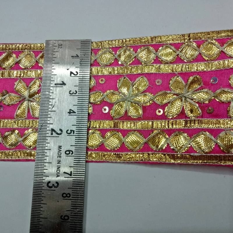 Gota Patti Handarbeit Grenze Gota Patti Handarbeit Grenze von Nanuwalas