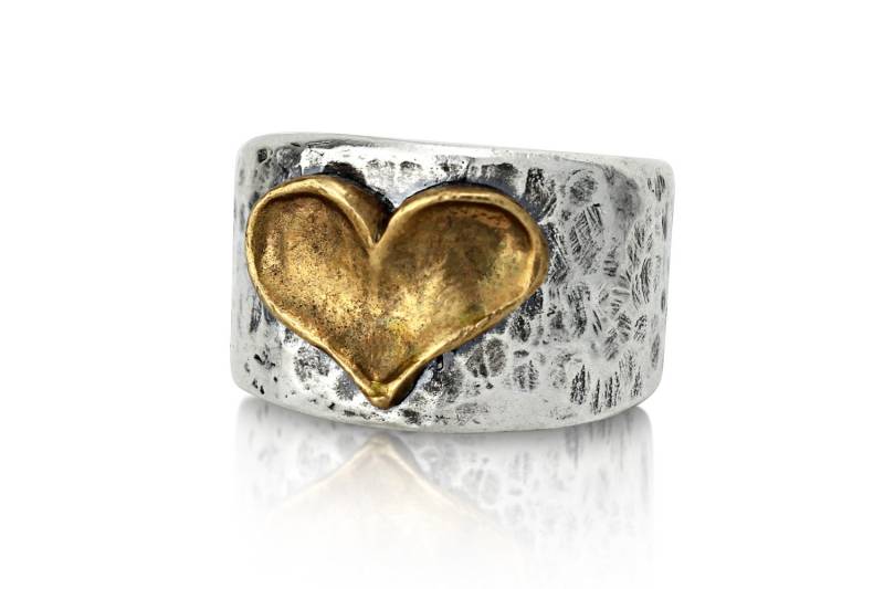 Großer Sterling Silber Ring Bronze Herz, Gehämmert von SoulmetalStudio