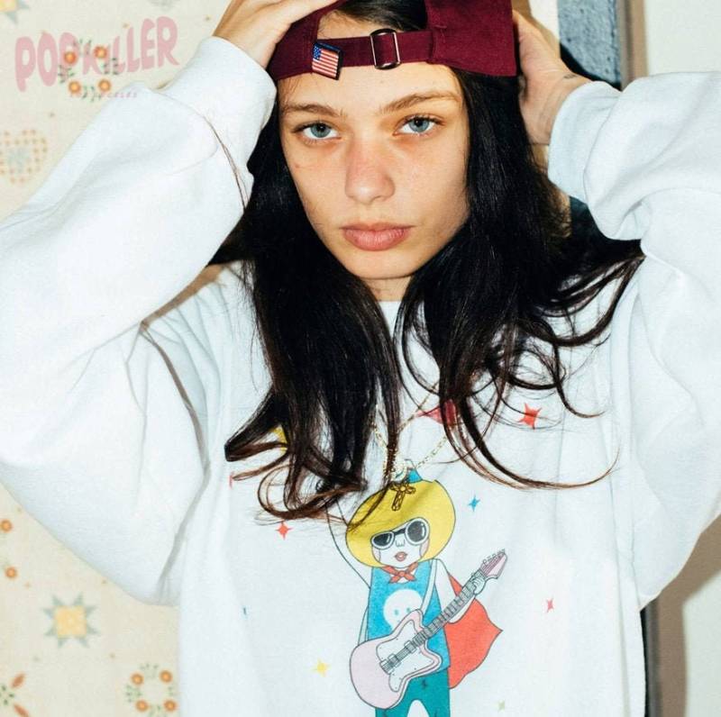 Pullover Sweatshirt -Pop'n Roll Hero von Naoshi