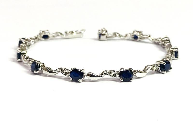 Handgemachtes Blauer Saphir Diamant Armband 925 Sterling Silber, 19cm von NaqshByShradha