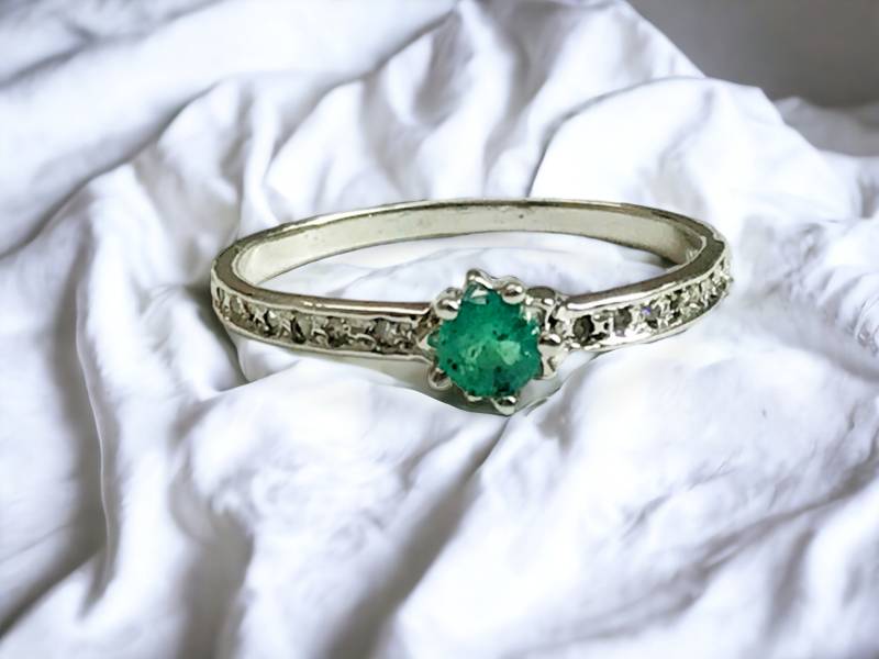 Smaragd & Diamant Sterling Silber Ring Mai Geburtsstein, Handgemacht von NaqshByShradha