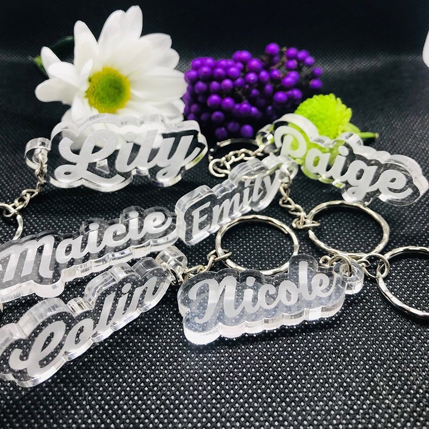 Personalisierte Laser Graviert Namen Schlüsselanhänger Großes Geschenk Personalisierte Laser Graviert Namen Schlüsselanhänger Großes Geschenk von NarDesignUK