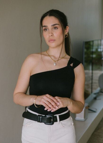 Narah Soleigh One-Shoulder Cutout Top aus LENZING Micromodal von Narah Soleigh