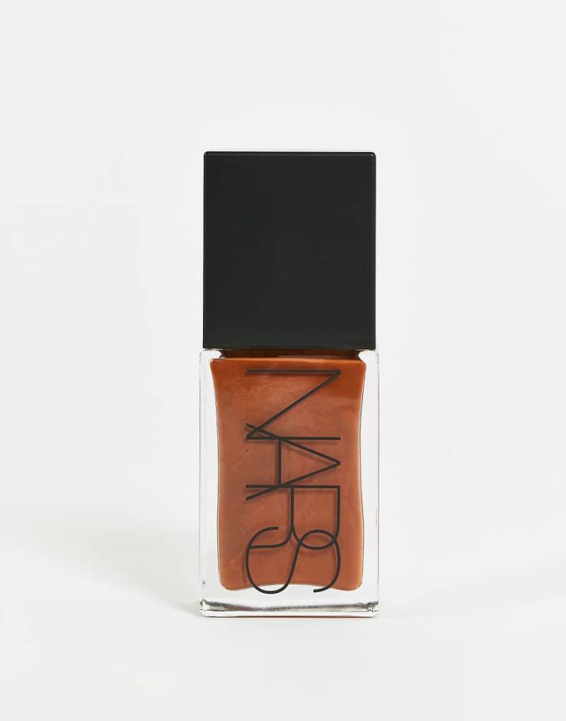 NARS Lichtreflektierende Foundation-Bunt von Nars