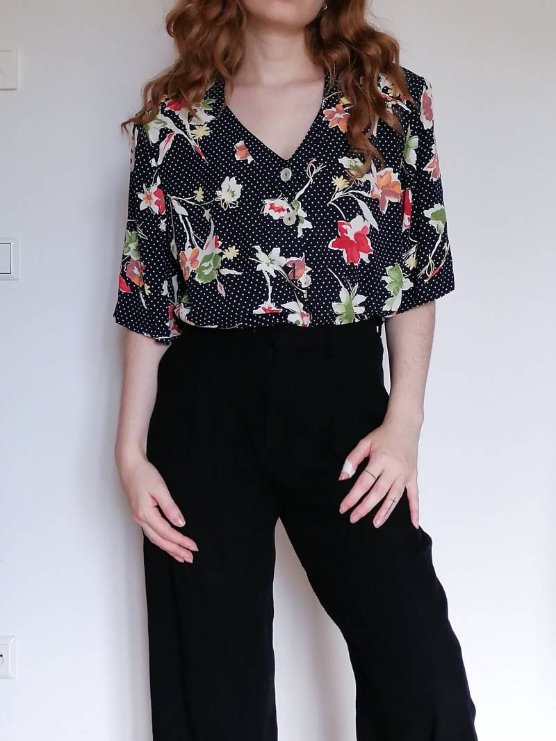 True Vintage Bluse 44 Xxl 3Xl 80Er 90Er Retro Blau Weiß Gepunktet Rot Grün Geblümt Polka Dots Frankenwälder True Vintage Bluse 44 Xxl 3Xl 80Er 90Er Retro Blau Weiß Gepunktet Rot Grün Geblümt Polka Dots Frankenwälder von Narvhi