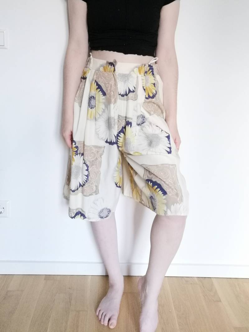 True Vintage Hose 80Er 90Er Beige Blau Gelb Geblümt Sommer Palazzo Culotte High Waist 46 4xl True Vintage Hose 80Er 90Er Beige Blau Gelb Geblümt Sommer Palazzo Culotte High Waist 46 4xl von Narvhi