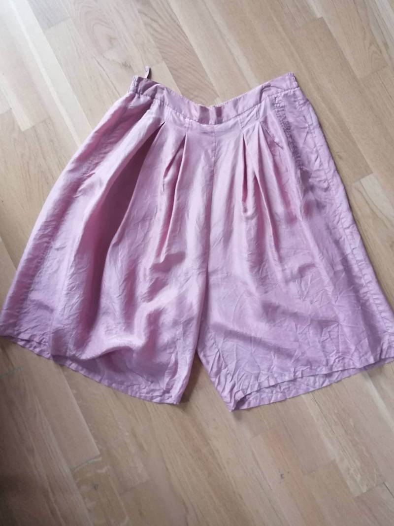 True Vintage Hose 80Er 90Er Rosa Altrosa 100% Seide 42 L Xl Sommer Shorts Elegant Pastell True Vintage Hose 80Er 90Er Rosa Altrosa 100% Seide 42 L Xl Sommer Shorts Elegant Pastell von Narvhi