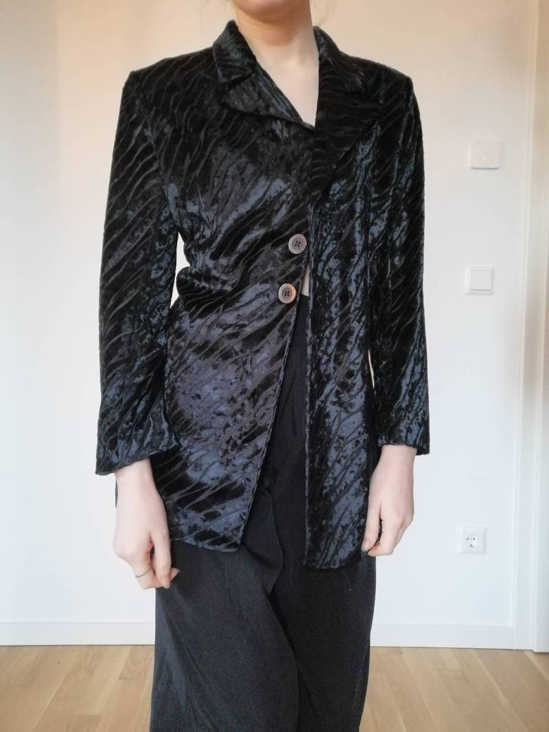 True Vintage Samt Blazer 80Er 90Er Dunkelblau Getigert Ausbrenner S M 36 38 40 True Vintage Samt Blazer 80Er 90Er Dunkelblau Getigert Ausbrenner S M 36 38 40 von Narvhi