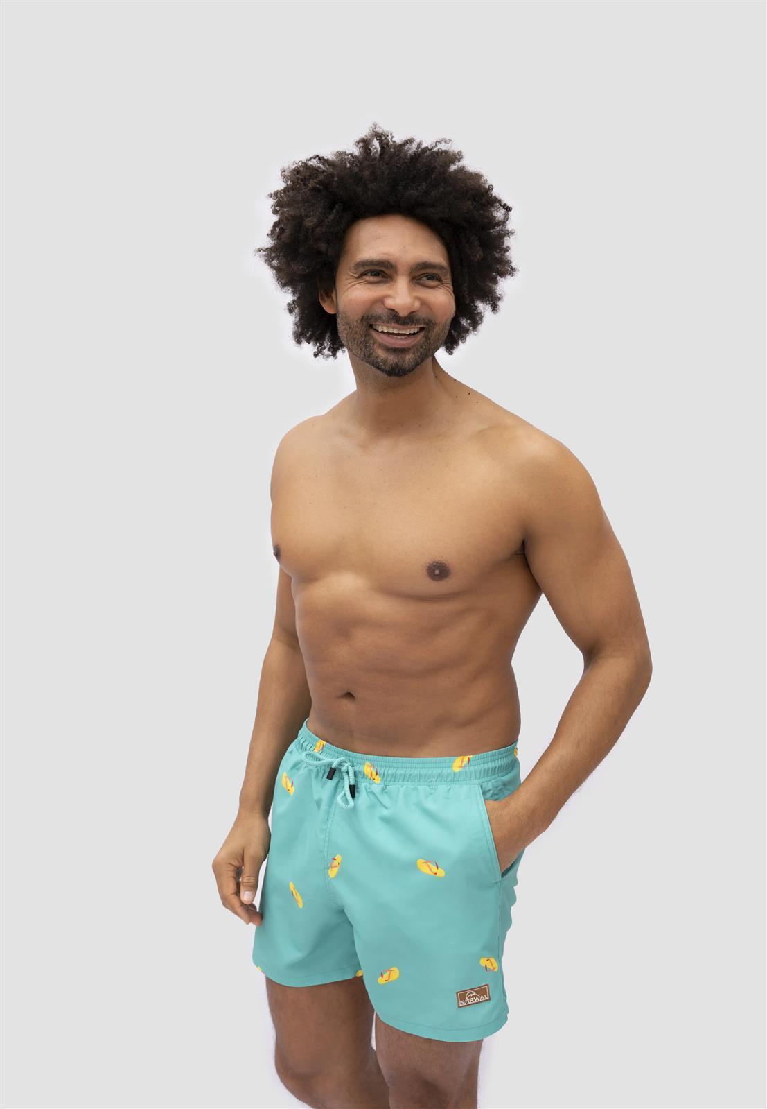 Badehose mit Print von Narwal