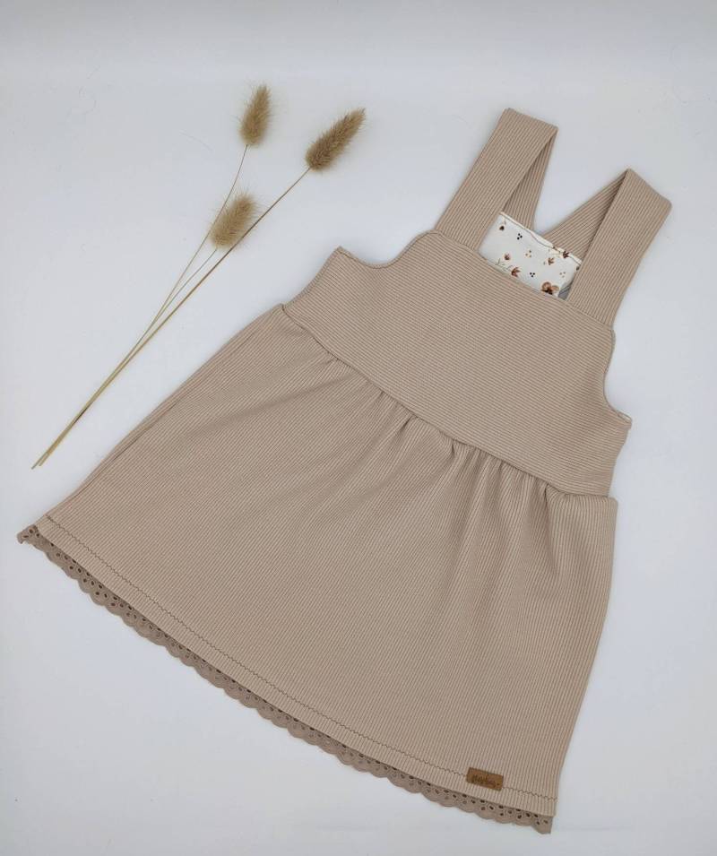 Latzkleid/Trägerkleid Mädchenkleid von Nasebaer