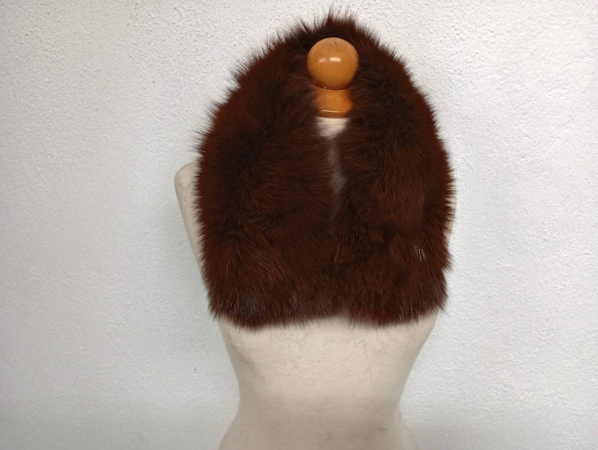 Kastanien-Brauner Fuchskragen Echtfell, Satin Gefüttert | 60 cm von NastaziafurdesignsGR