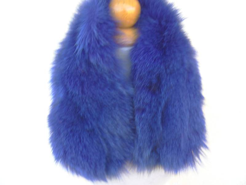 Royal Blue Fuchskragen Echtes Weiches Fell, Satin Gefüttert Royal Blue Fuchskragen Echtes Weiches Fell, Satin Gefüttert von NastaziafurdesignsGR