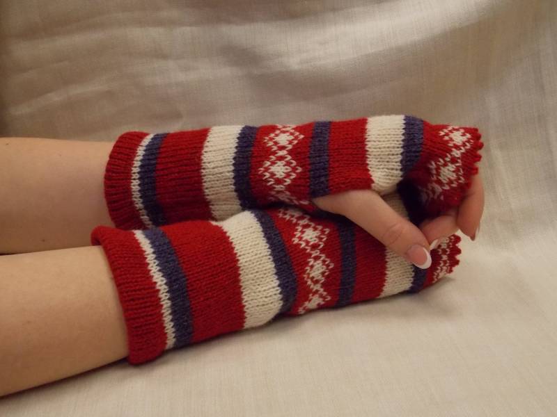 Frauen Stricken Armstulpen Mit Ornamenten, Fingerlose Handschuhe Gestrickt Fairisle Fäustlinge von NatLissCrafts