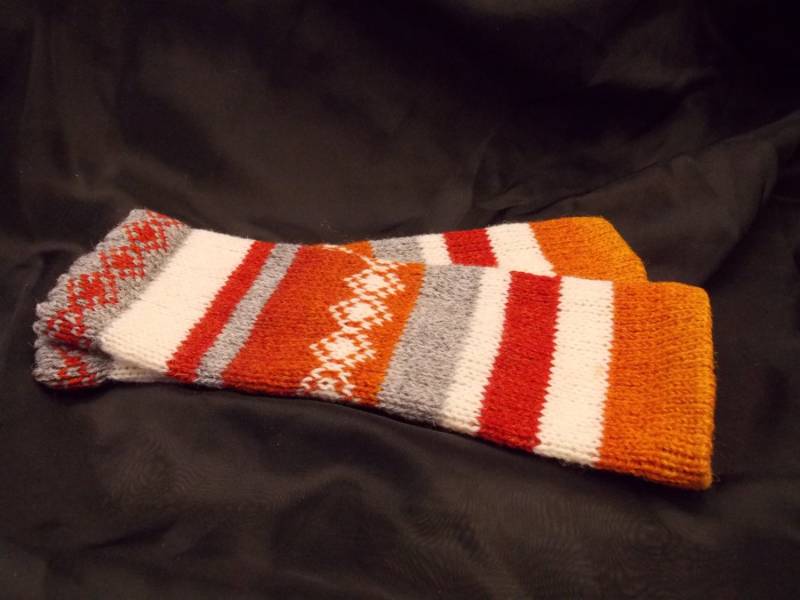 Kauni Frauen Stricken Armstulpen Mit Ornamenten, Fingerlose Handschuhe Gestrickt Fairisle Fäustlinge von NatLissCrafts