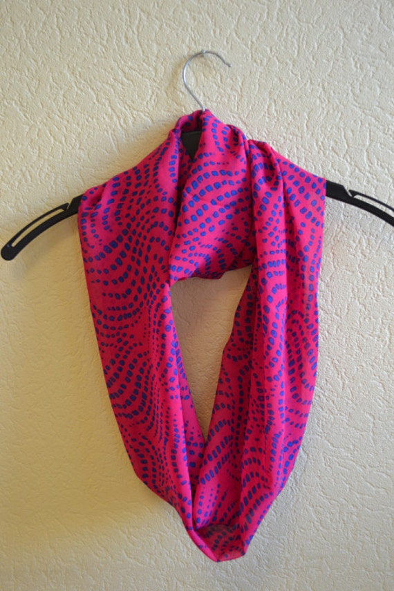 Seide Chiffon Unendlich Schal "Jasqueline" - Circle Für Frauen Kreis Schals von NatLissCrafts