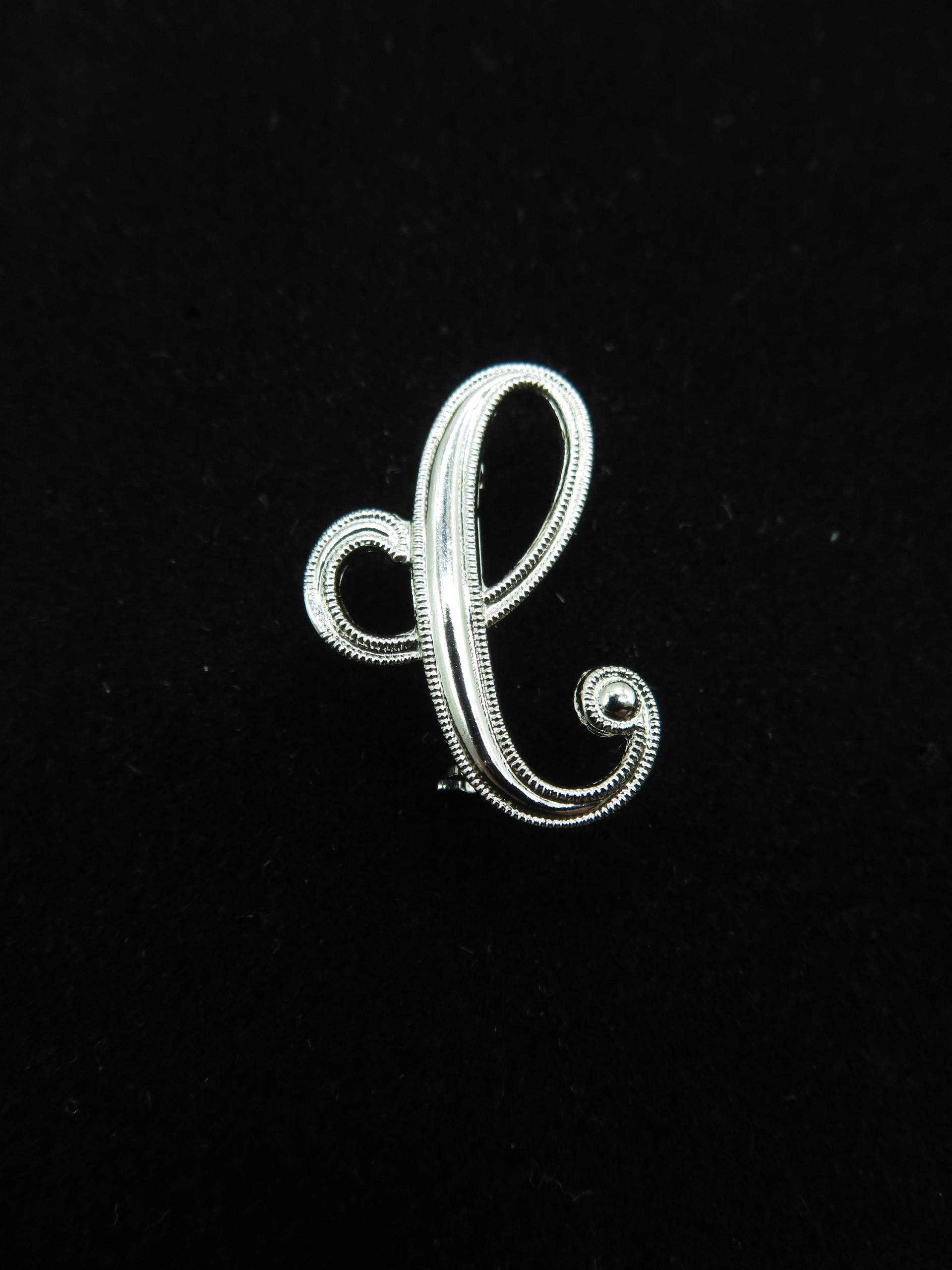Anstecknadel Buchstaben Vintage Monogramm-Brosche in Forme C Brosche Alphabet Zubehör Zur Maske Schmuck Anstecknadel Buchstaben Vintage Monogramm-Brosche in Forme C Brosche Alphabet Zubehör Zur Maske Schmuck von NataliArtKunst