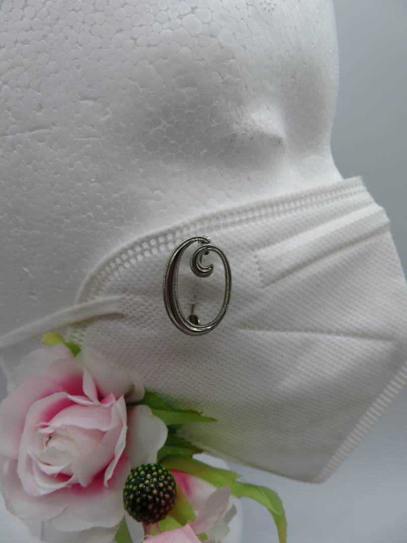 Anstecknadel Buchstaben Vintage Monogramm-Brosche in Forme O Personalisierte Brosche Alphabet Zubehör Zur Maske Schmuck Anstecknadel Buchstaben Vintage Monogramm-Brosche in Forme O Personalisierte Brosche Alphabet Zubehör Zur Maske Schmuck von NataliArtKunst