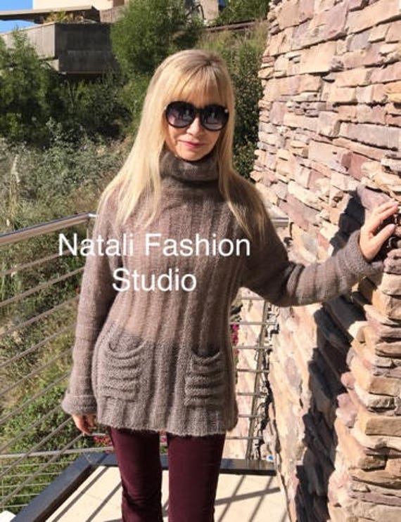 Lose Pullover/Mohair Und Alpaka Pullover/Federleichtes Mohair Pullover/Gestreift Pullover/Damen Pullover/Light Brown Pullover von NataliFashionStudio