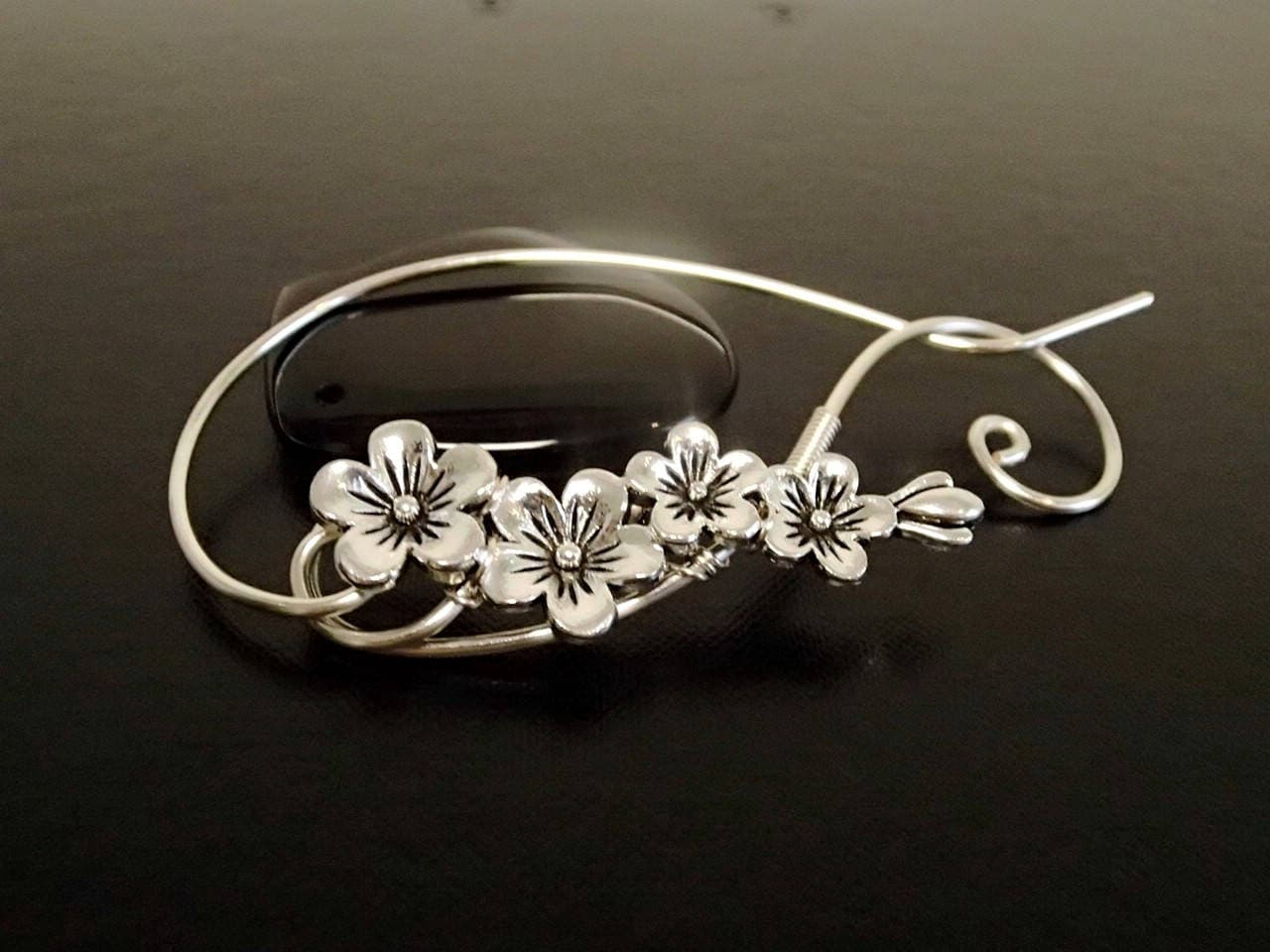 Blumen Brosche, Schalnadel, Pullover Strick Accessoires, Silberdraht Pin von NataliStudio