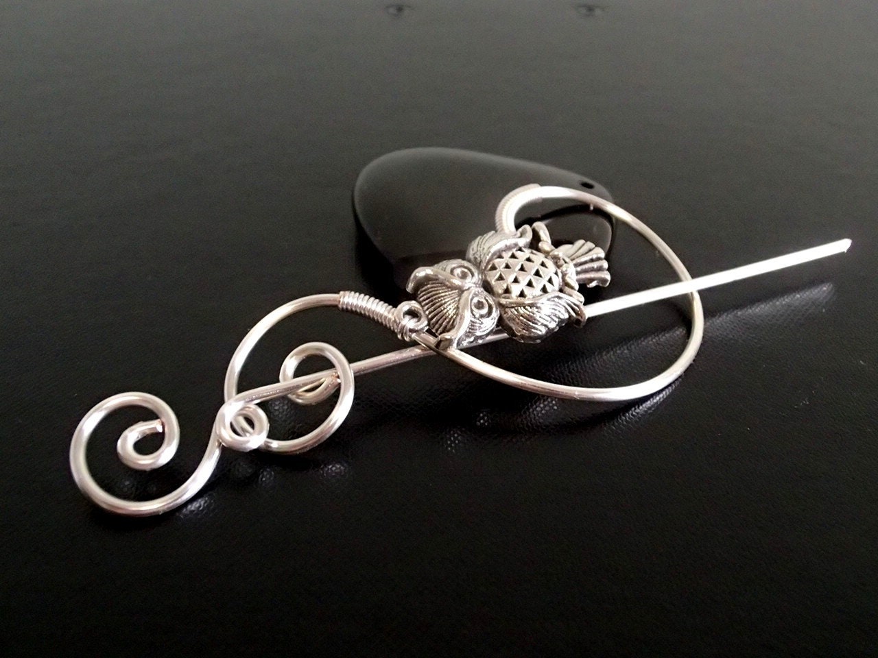 Eule Schal Pin, Brosche Pullover Brosche, Strickzubehör, Silber Wire Pin von NataliStudio