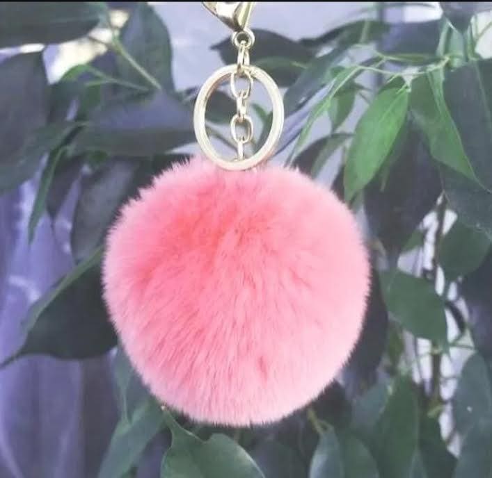 Flauschiger Pinker Kaninchenfell Schlüsselanhänger Taschenanhänger von NataliStudioUA