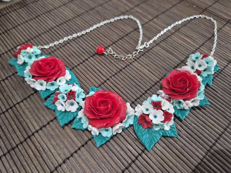 Halskette Aus Fimo Statement Kette Blumen-Set Blumenschmuck Geschenk Für Sie Ohrhänger Weihnachtsgeschenk von NataliZimm