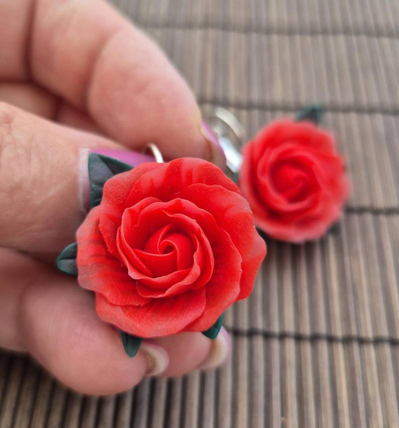 Ohrhänger Ohrschmuck Aus Fimo Ohrringe Mit Polymer Clay Rosen Floral Ton Schmuck Geschenk Muttertag Weihnacht Ostergeschenk von NataliZimm