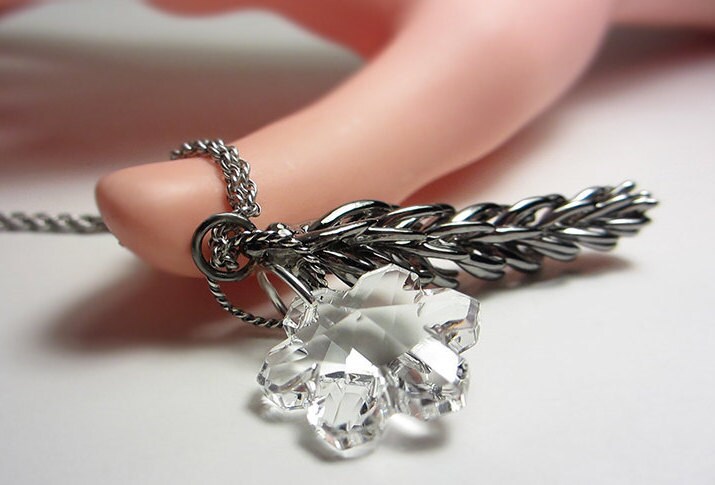 Echte Kiefer Spitze Natur Halskette Echte Swarovski Eis Klar Kristall Weihnachten Winter von NataliaKh