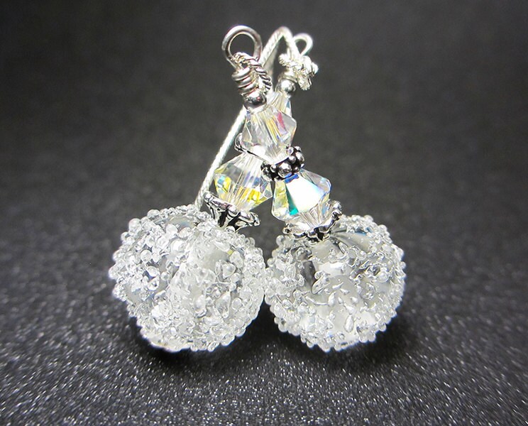 Handwerker Lampwork Ohrringe Frosted Klar Sterling Silber Hängeohrringe Eis Ball Schnee Ohrhänger Winter Schmuck Zucker von NataliaKh