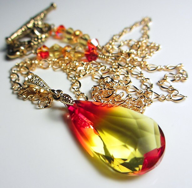 Swarovski Gelb Honig Rot Halskette Orange Kristall Anhänger Goldener Bernstein Feueropal Teardrop Geschenk Für Sie von NataliaKh
