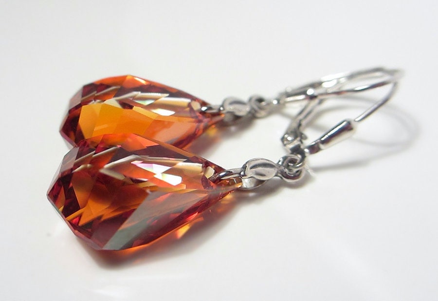 Swarovski Kristall Ohrringe Rot Magma Gold Braun Schirm Sonnenuntergang Geschenk Für Sie Swarovski Kristall Ohrringe Rot Magma Gold Braun Schirm Sonnenuntergang Geschenk Für Sie von NataliaKh