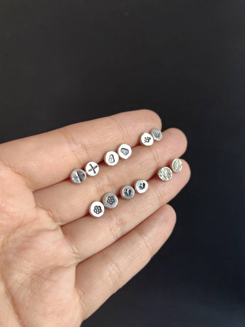 Mix & Match 925 Silber Ohrstecker Kleine Ohrringe | 4 Mm Mix & Match 925 Silber Ohrstecker Kleine Ohrringe | 4 Mm von Nataliaraya