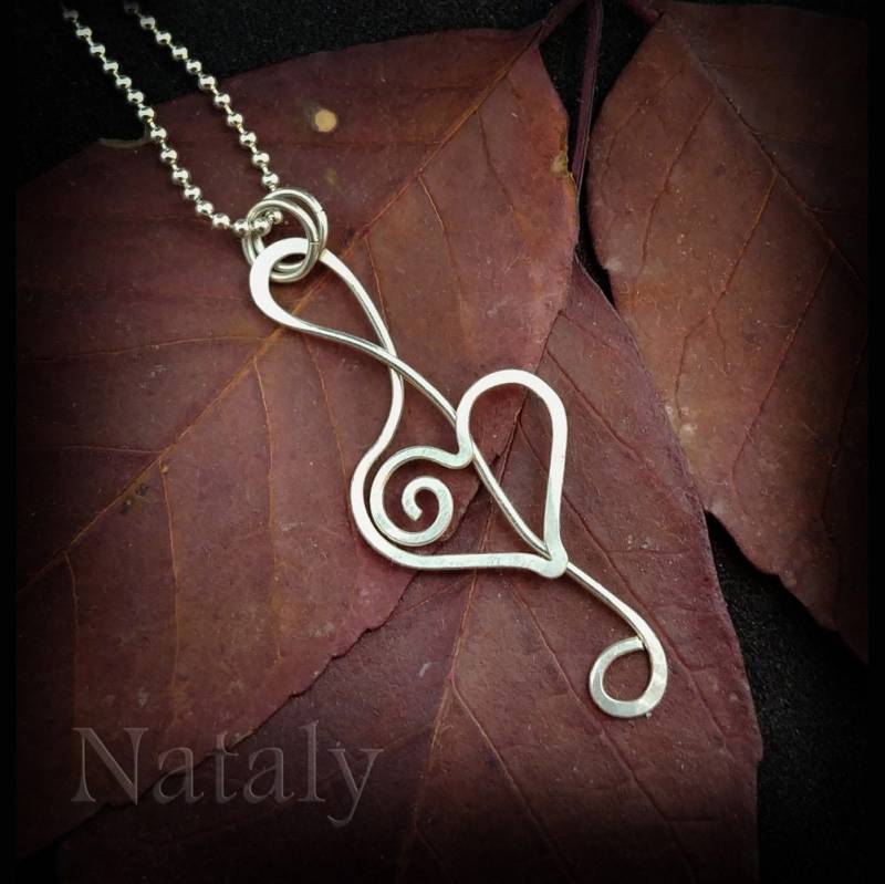 Musik Anhänger, Lehrer Geschenk, Violinschlüssel Halskette, Sterling Silber Anhänger Kleine Herz Minimal Halskette Musik Anhänger, Lehrer Geschenk, Violinschlüssel Halskette, Sterling Silber Anhänger Kleine Herz Minimal Halskette von NatalyDesign