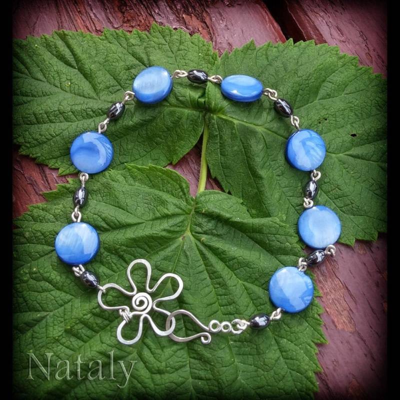 Perlmutt Armband Für Frauen, Zierliches Armband, Sterling Silber Blumen Blau Edelstein Münze Femme Perlmutt Armband Für Frauen, Zierliches Armband, Sterling Silber Blumen Blau Edelstein Münze Femme von NatalyDesign