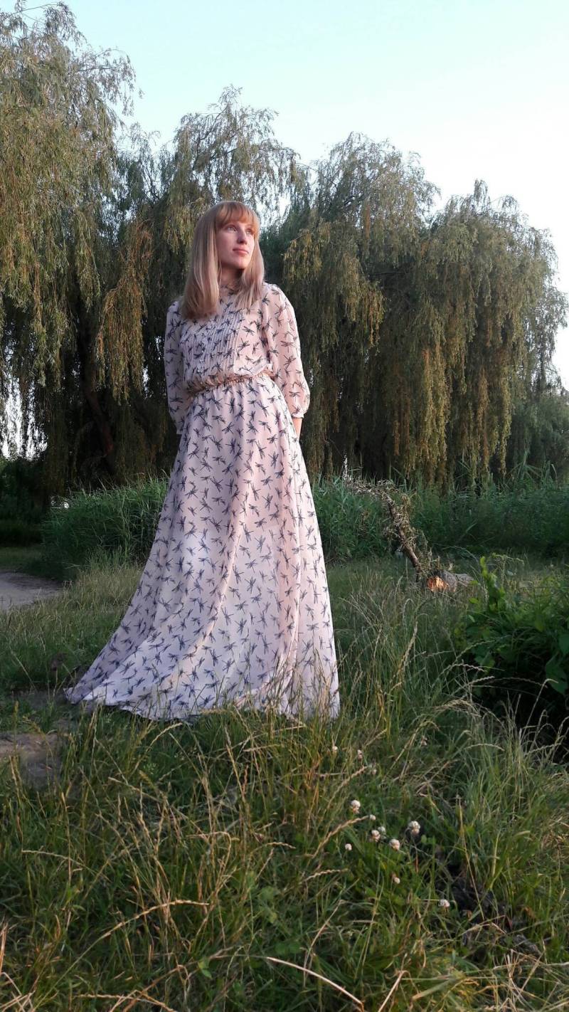 Glamouröses Maxikleid, Farbenfrohes Maxi Mit Ärmeln, Fließendes Transparentes Kleid, Errötendes Chiffonkleid von NateMaDesigner