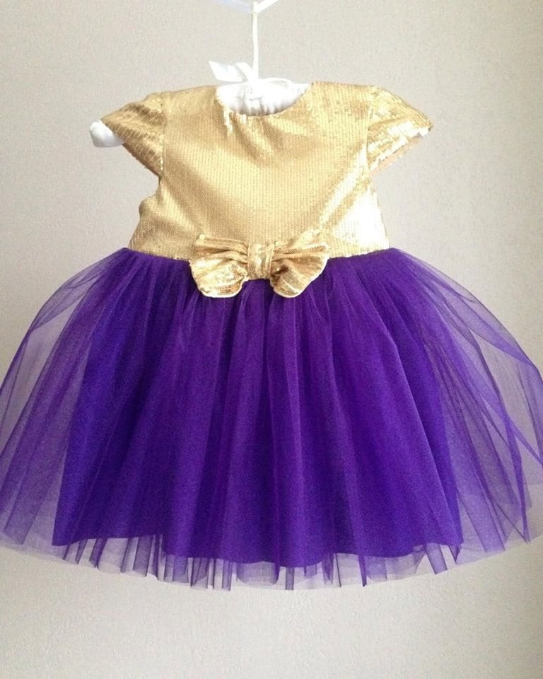 Gold & Lila Blumenmädchen Kleid Hochzeit Brautjungfer Weihnachten Funkeln Tüll Pailletten Party Braut - Sale von NateMaDesigner