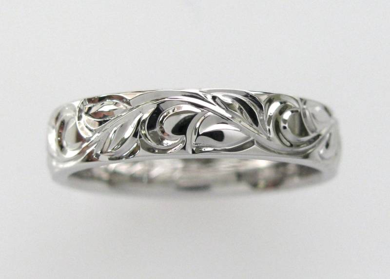 5mm Weinstock Und Blatt Handgravierte Hochzeit/Jubiläum Band von NathanJewelers