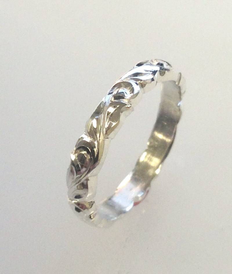 Handgravierte Rebe Und Blatt Gemeißelt Ehering Band 3mm 14K Weißgold von NathanJewelers